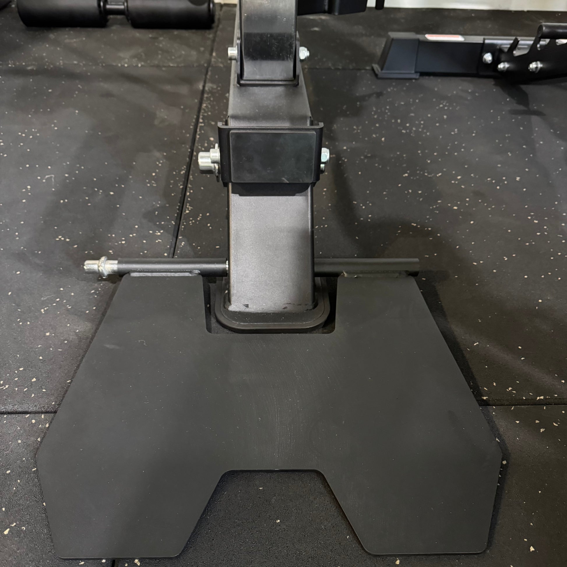 gymking-gk-7000-multi-function-centre-plate-loaded
